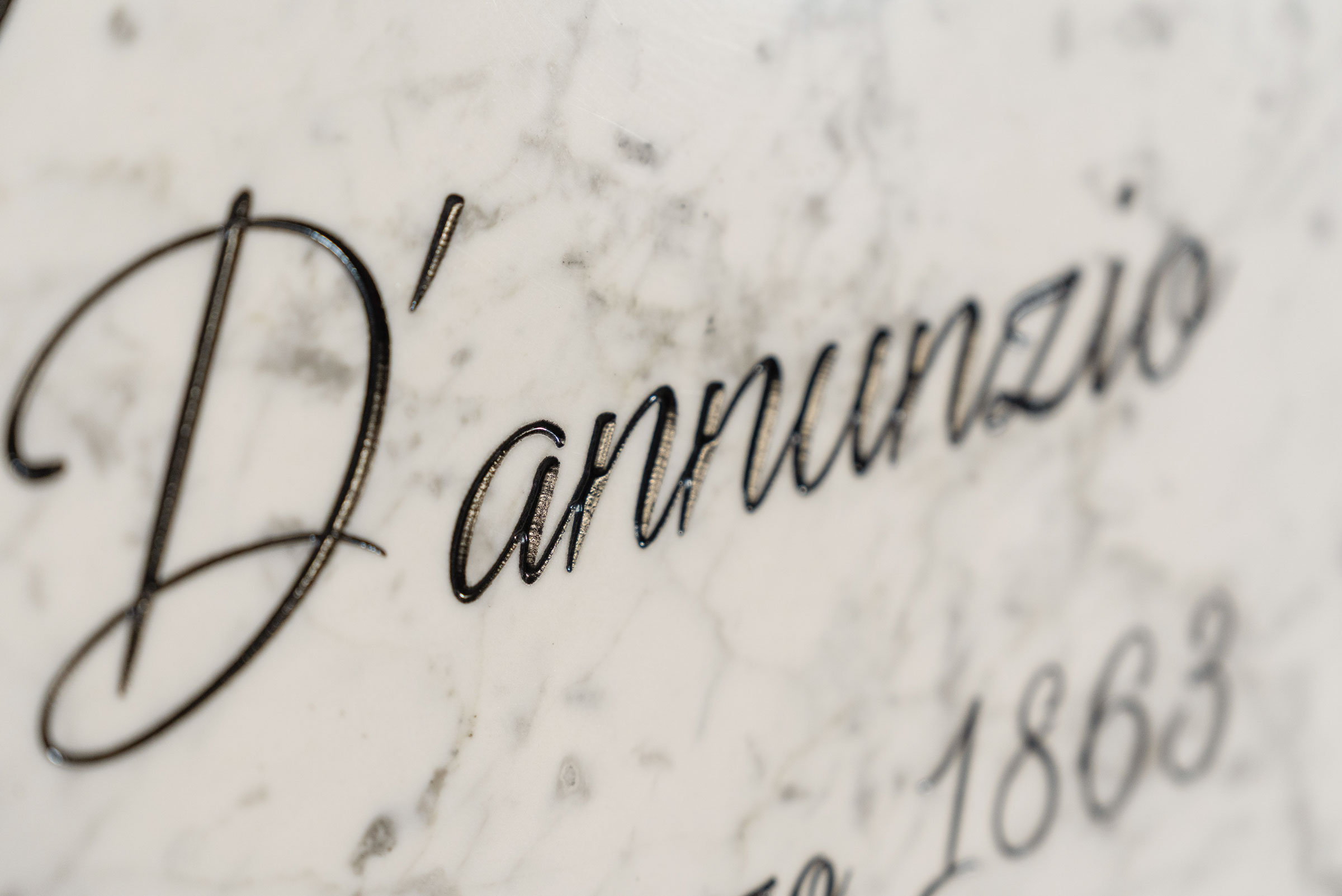 Tentori Marmista-Arte-Funeraria-Provincia-Di-Lecco (10)